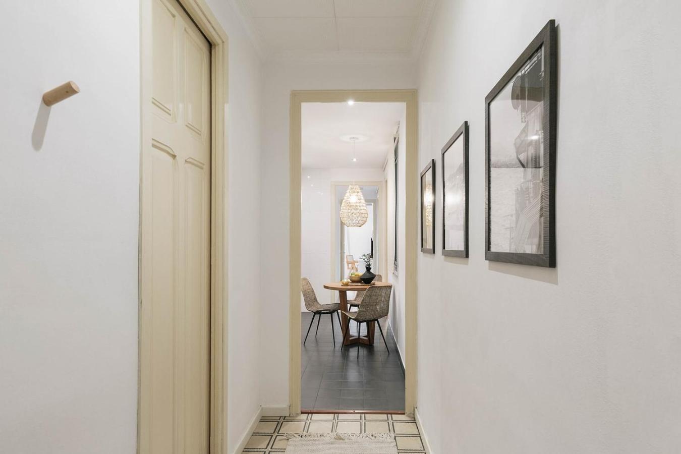 Appartamento Veduto - 2 Bedrooms In Eixample Esquerra *