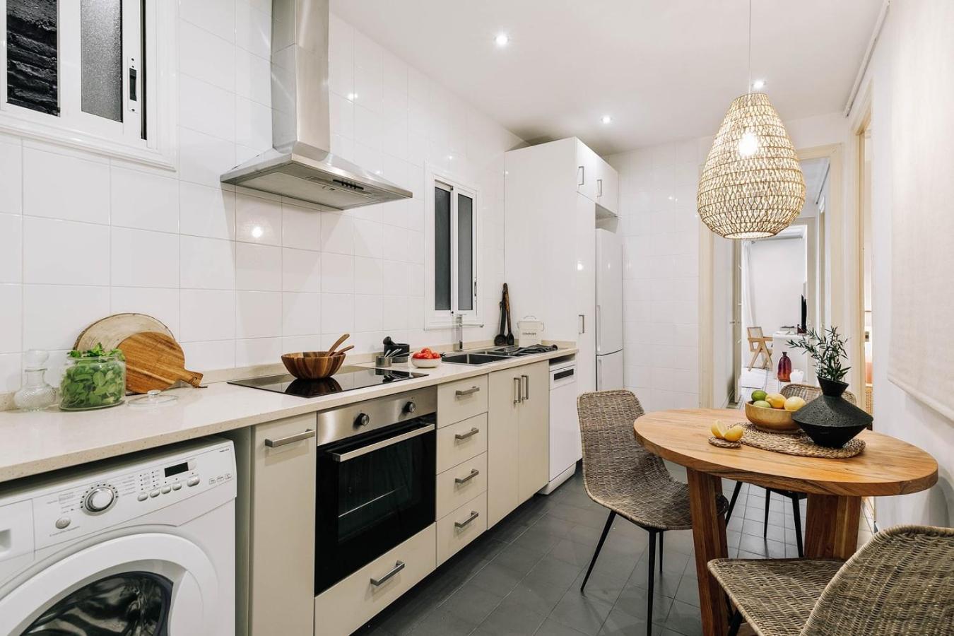 Veduto - 2 Bedrooms In Eixample Esquerra Appartamento