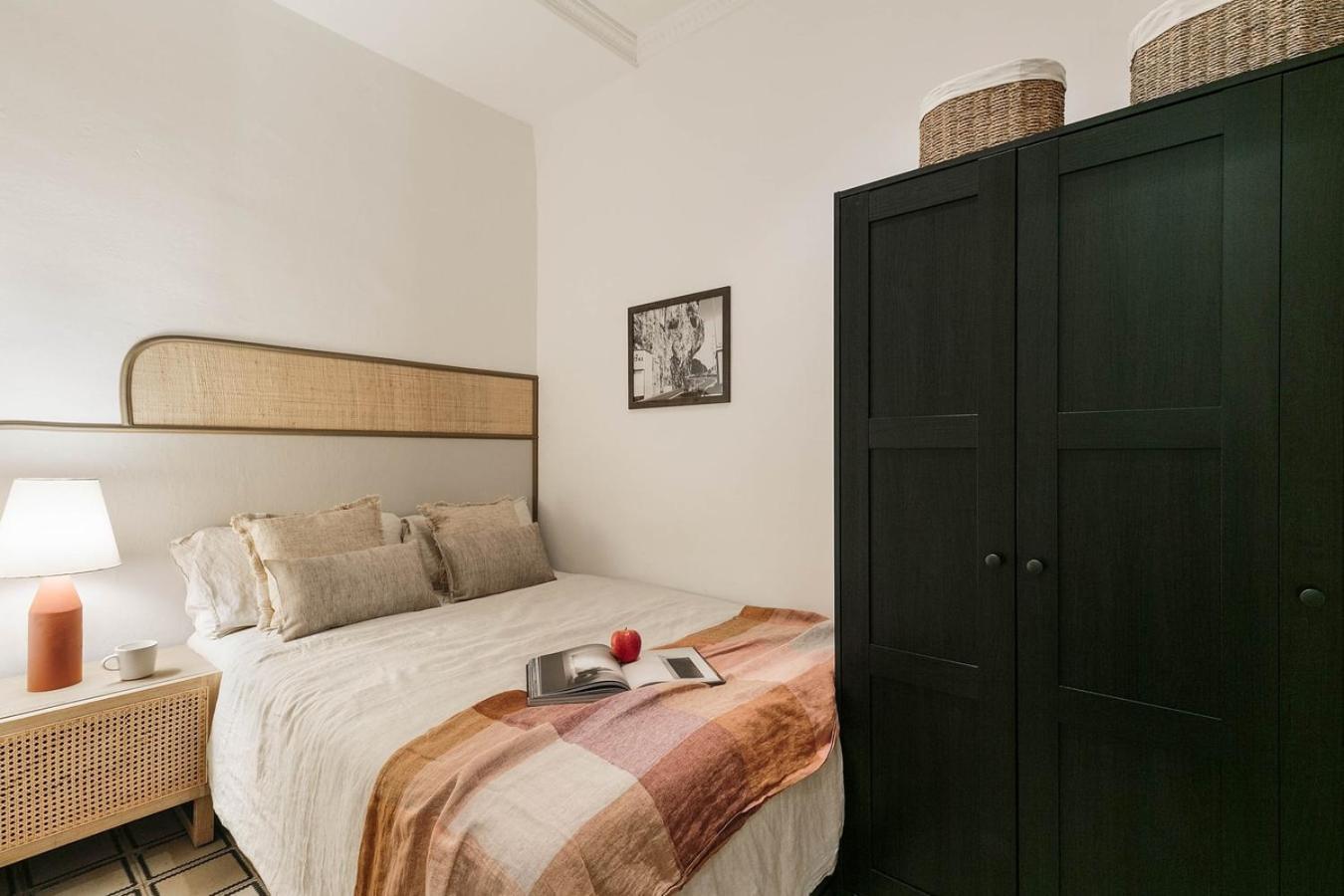 Veduto - 2 Bedrooms In Eixample Esquerra Appartamento Barcellona